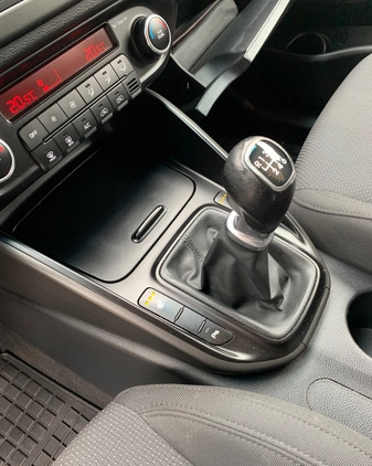 Kia Carens cena 40900 przebieg: 172000, rok produkcji 2013 z Dobrzyca małe 232
